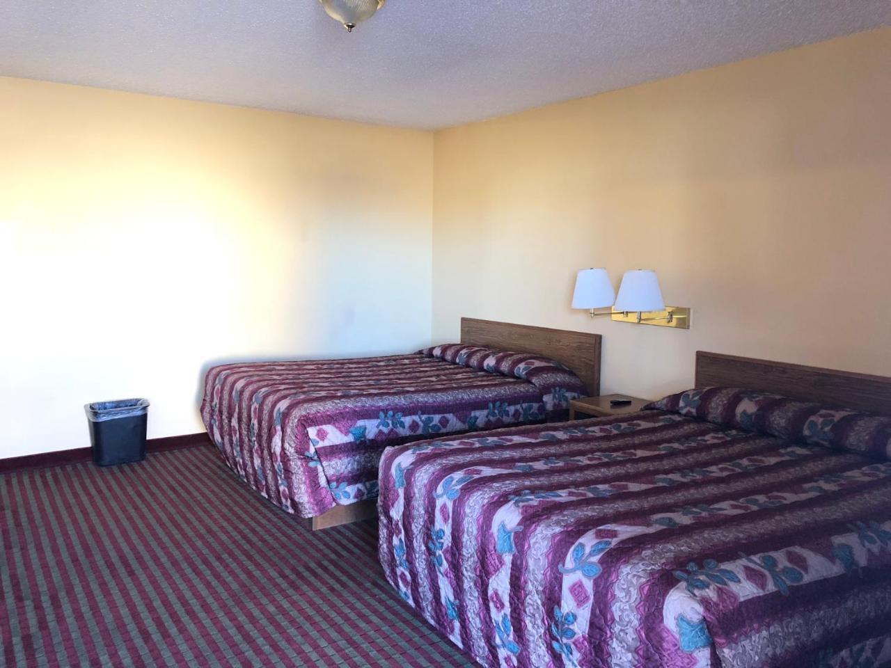 Deluxe Inn Motel Sparks Exterior photo